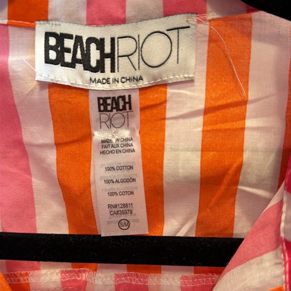 Beach Riot Coverup - Picture 2 of 2